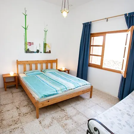 Finca Luna בית נופש טגיסי